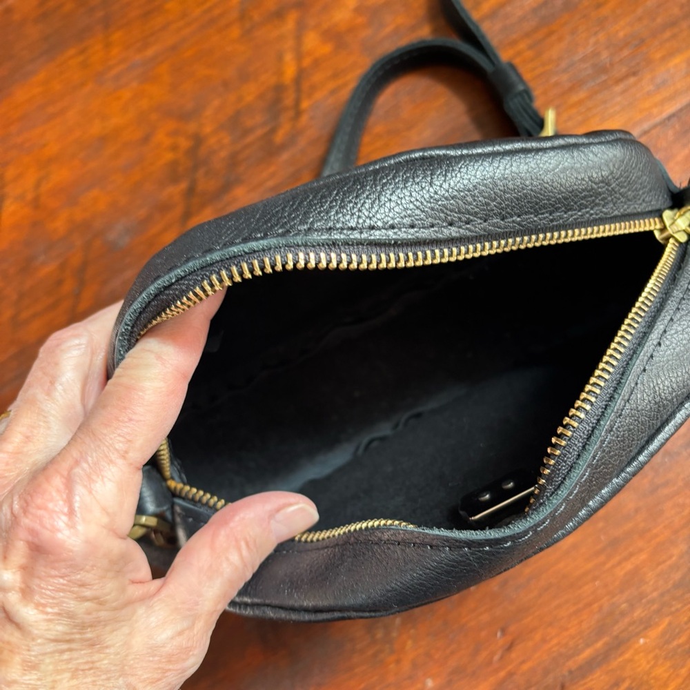 Portland Leather Goods Crossbody Bag in Pebbled Black - Picture 7 of 7